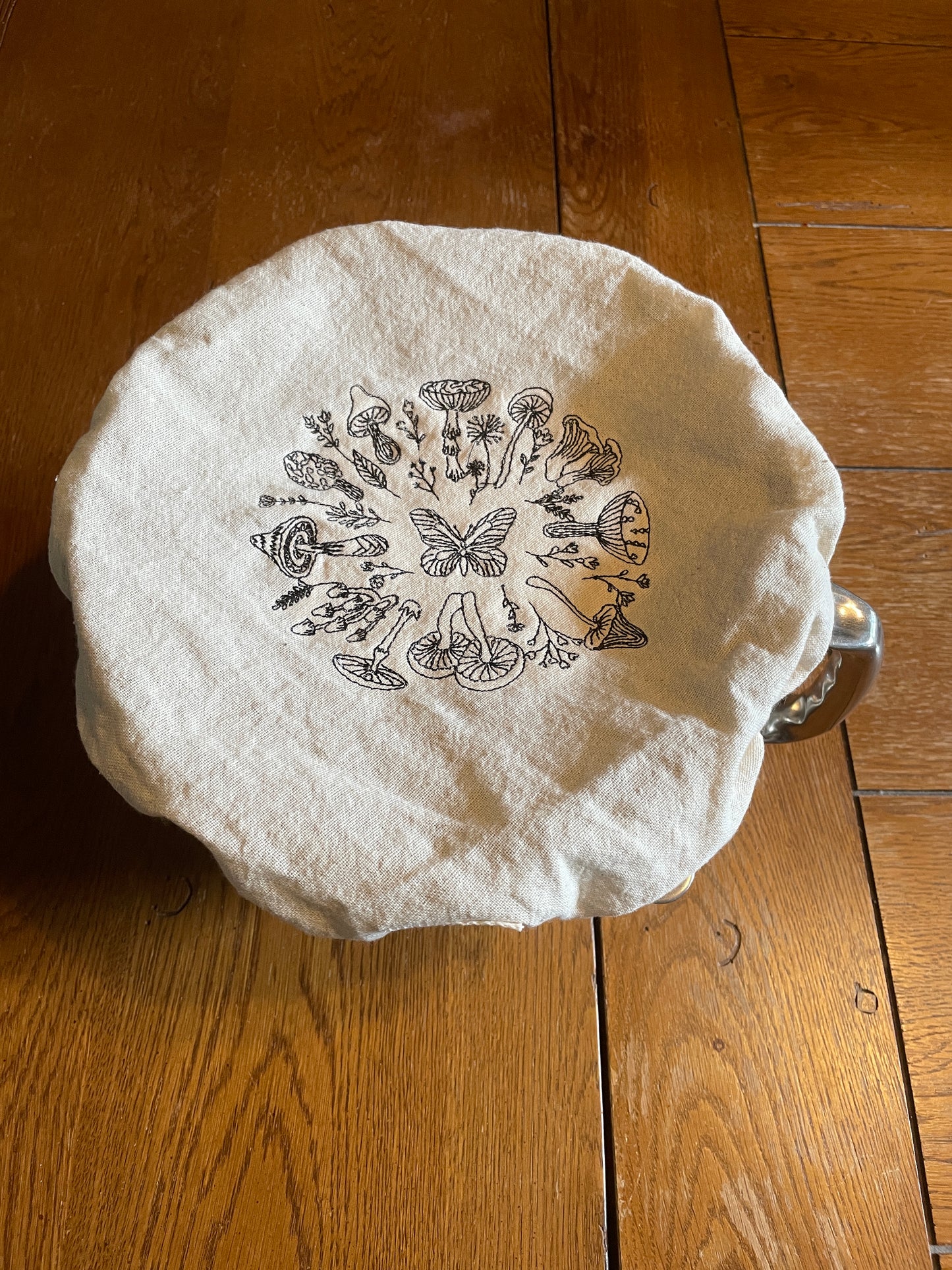 Mushrooms Washable Cloth Bowl Cover on 100% US Cotton