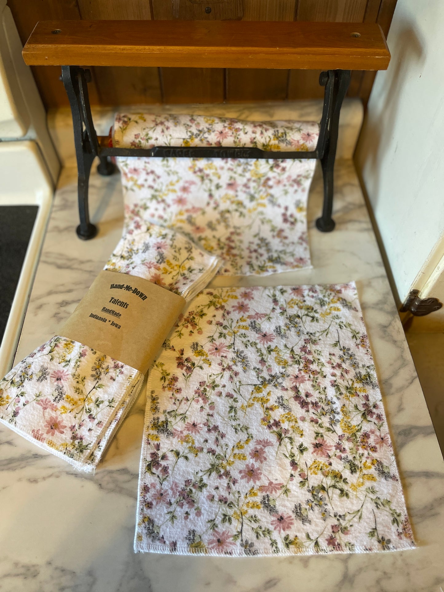 Paper Towel Replacement - Spring - Ready-to-Ship